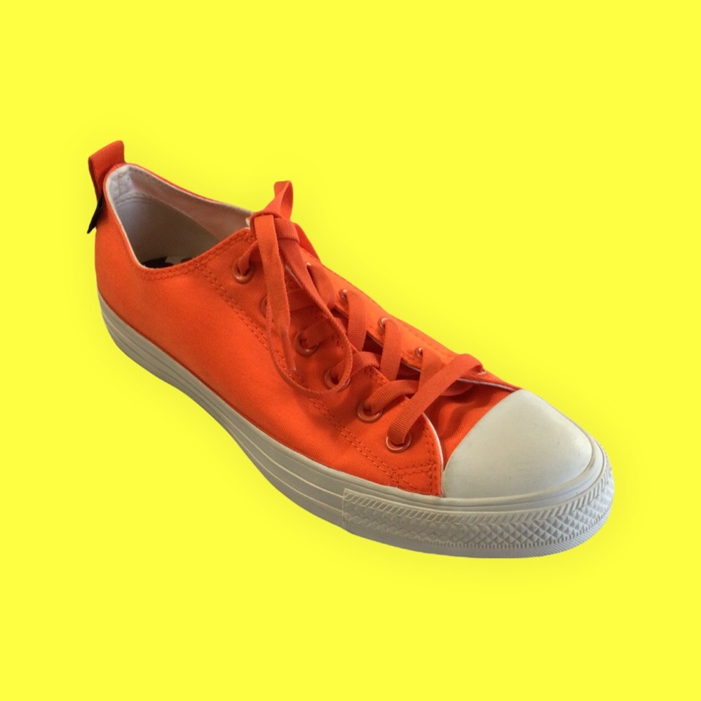 Converse Unisex Lowtop Orange Canvas Sneakers Mens 8 / Womens 10